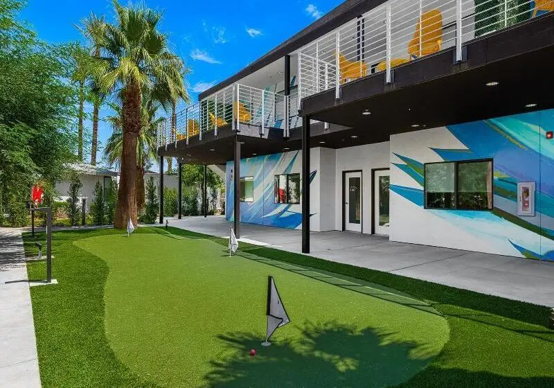 ホテル The Paloma Resort