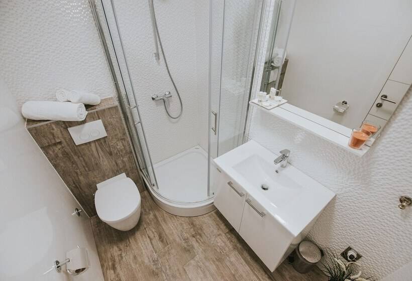 ペンション Apartments & Rooms Danivan Pool Villas B