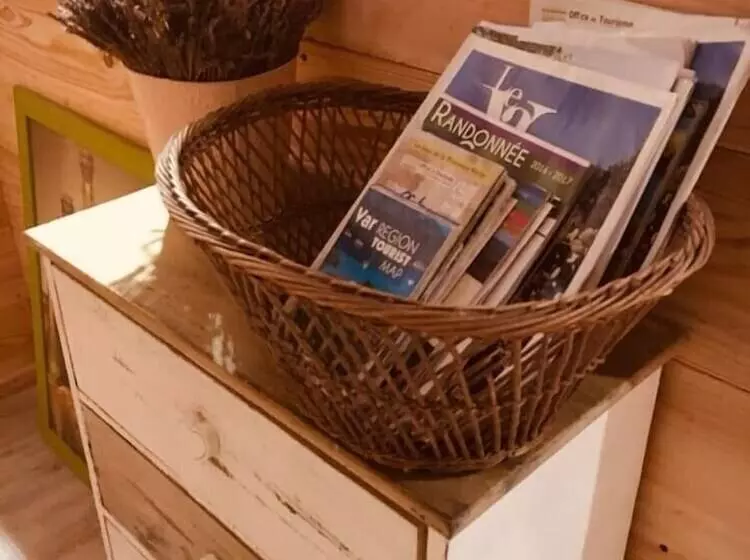 ペンション La Suite Inoubliable Avec Jacuzzi