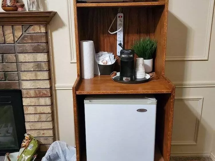 Butterfield Inn Main Street Cottages