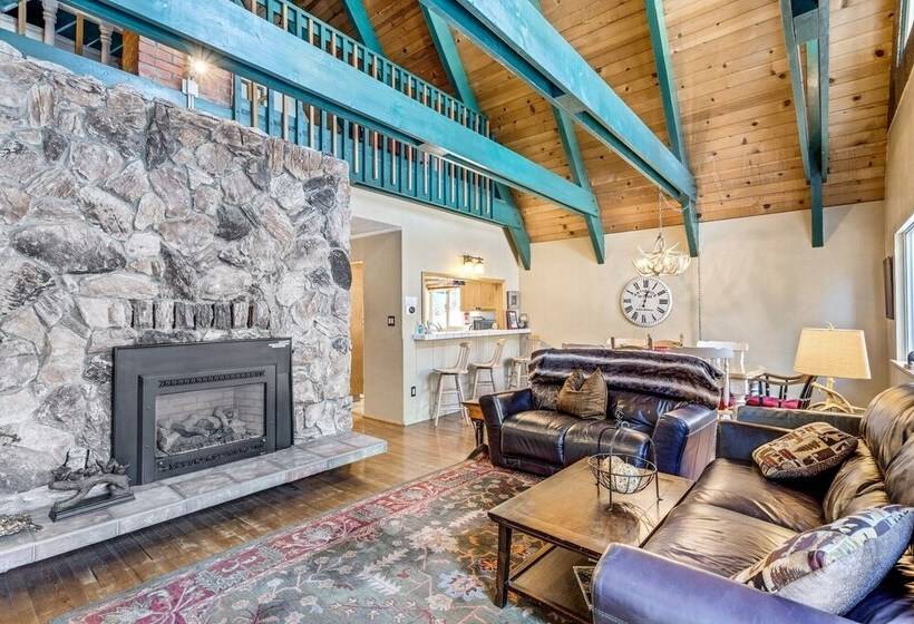 Multi Family Cabin In Great Location!   Home #183 By Bear Valley Vacation Rentals