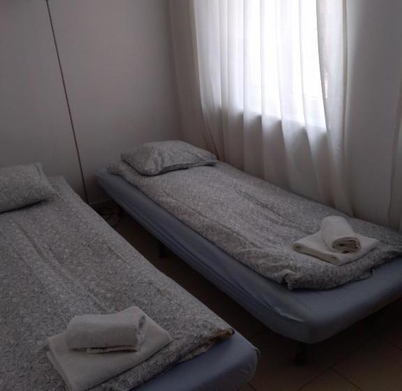 24w Apartments Rynek