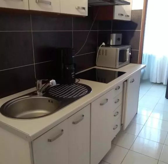 24w Apartments Rynek