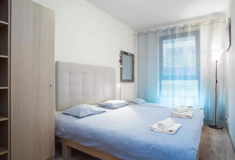 24w Apartments Rynek