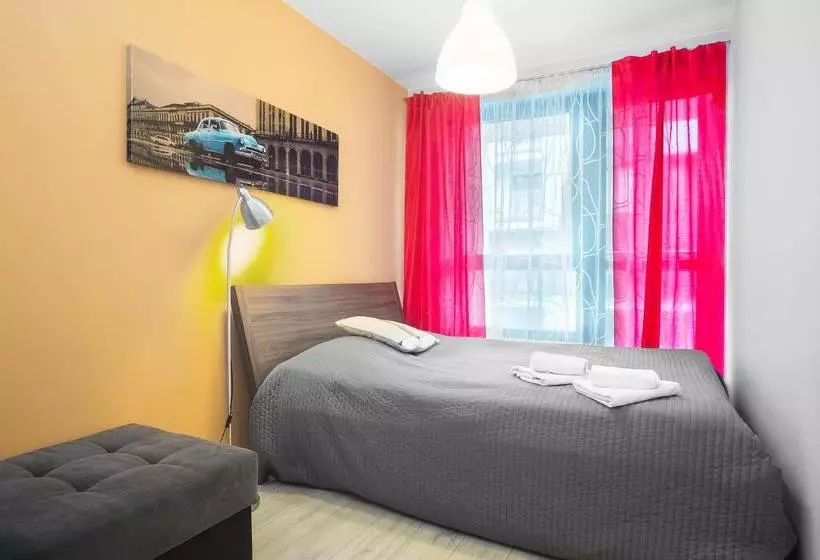 24w Apartments Rynek