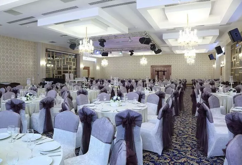 Adana Garden Business Hotel