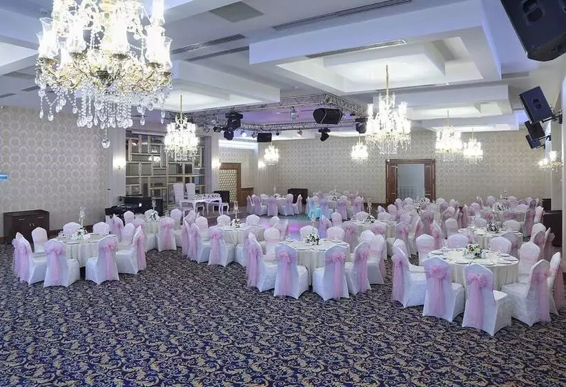 Adana Garden Business Hotel
