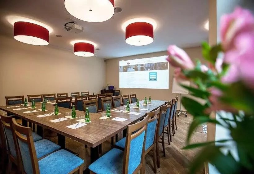 Aparthotel Hornigold W Zielonej Kamienicy