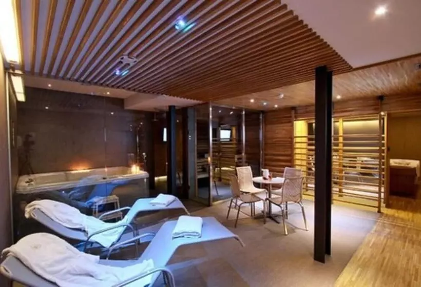 Aparthotel Hornigold W Zielonej Kamienicy