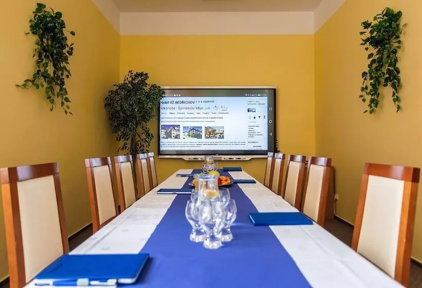 ホテル Vz Bedřichov