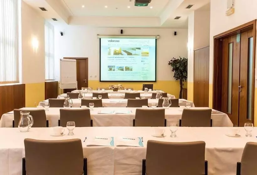 ホテル Vz Bedřichov