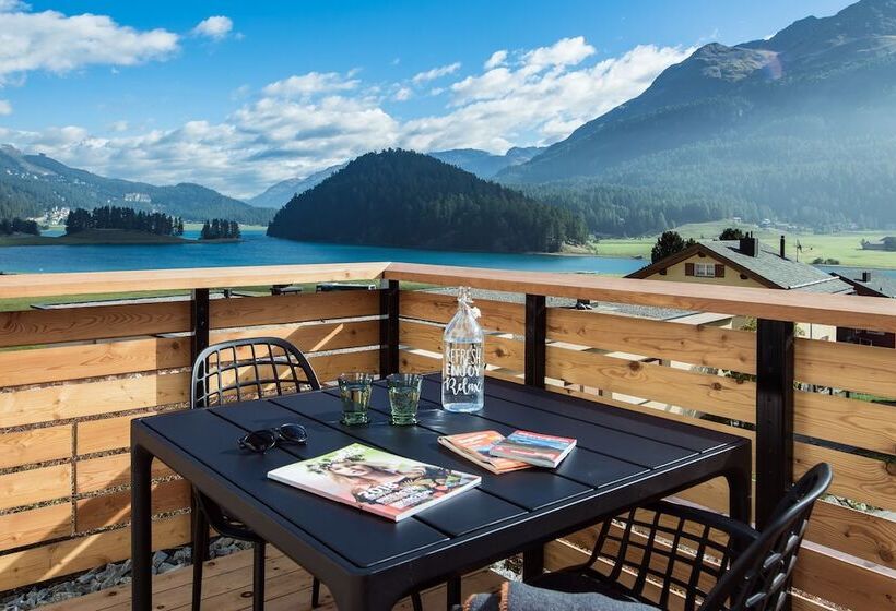 Otel Conrad's Mountain Lodge