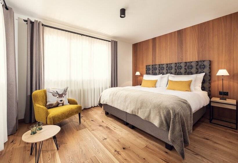 Otel Conrad's Mountain Lodge