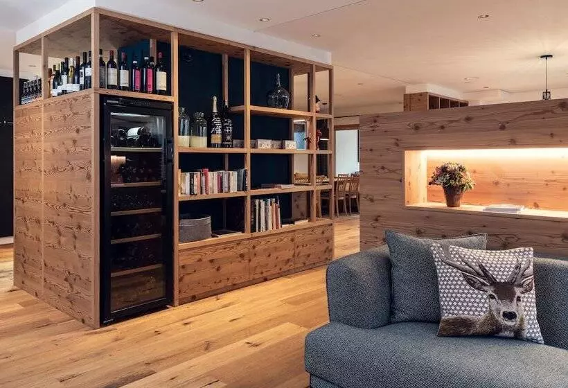 酒店 Conrad's Mountain Lodge