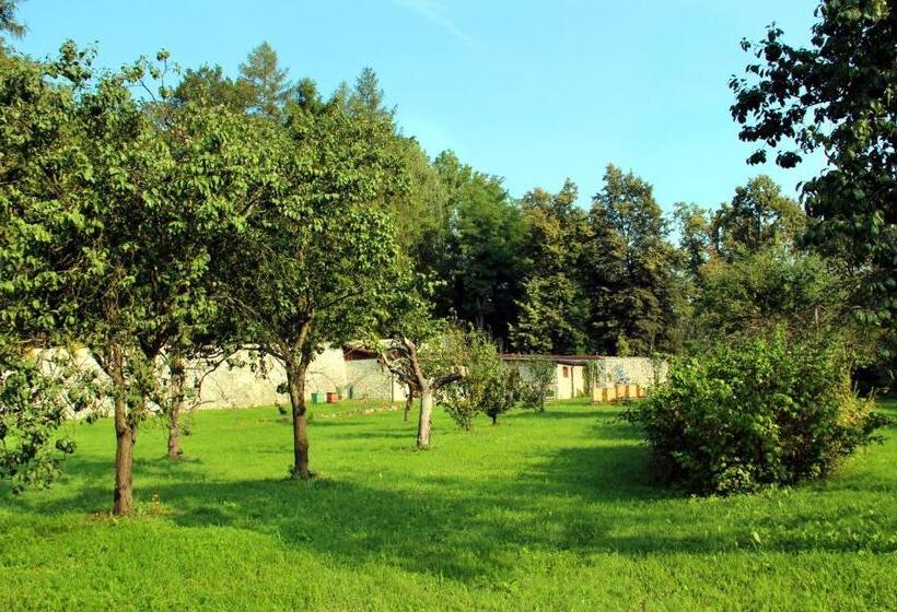 Otel Dom Gości Opactwa Benedyktynów