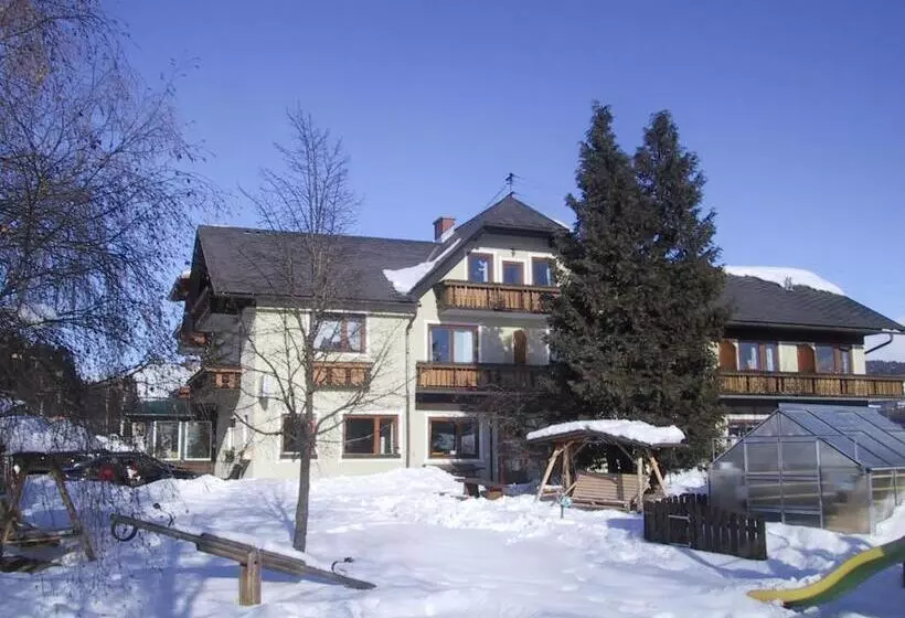 فندق Gasthof Zur Linde