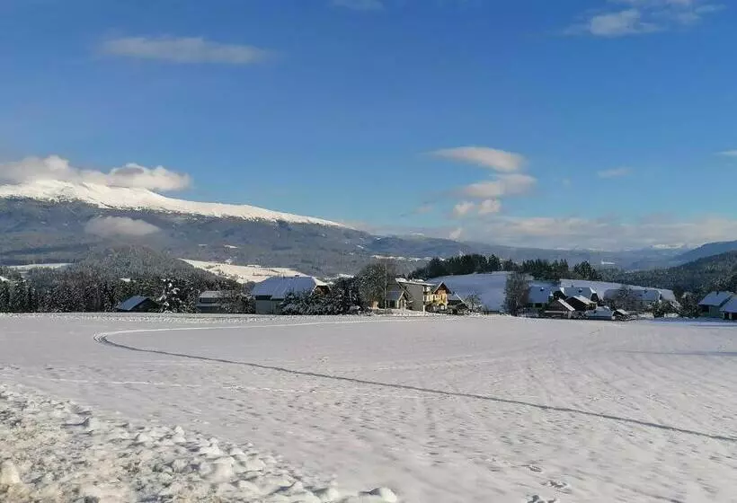 فندق Gasthof Zur Linde