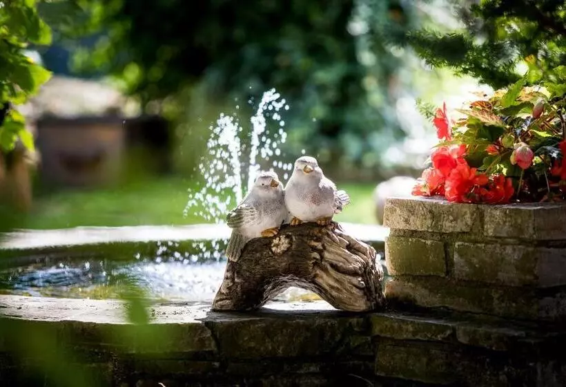 فندق Gasthof Zur Linde