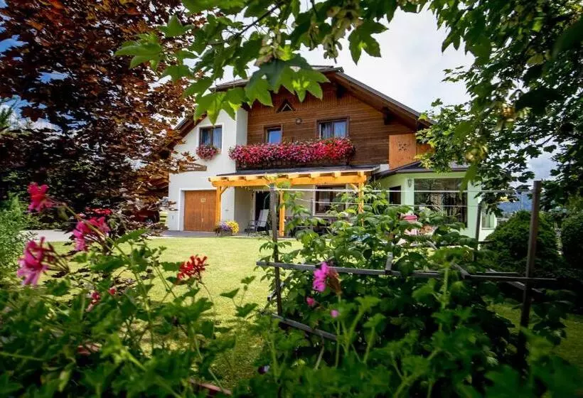 فندق Gasthof Zur Linde