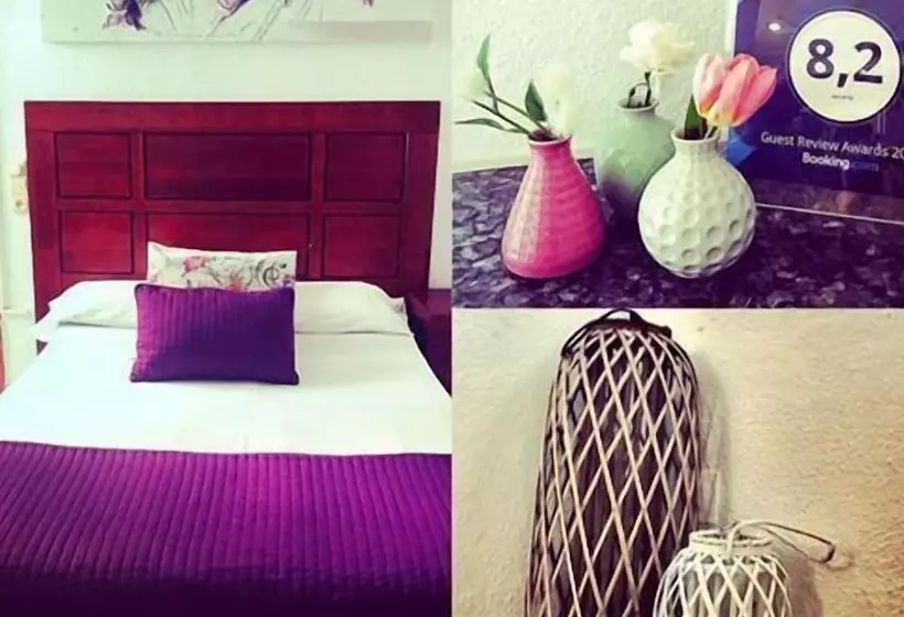 هتل Hostal Berlin