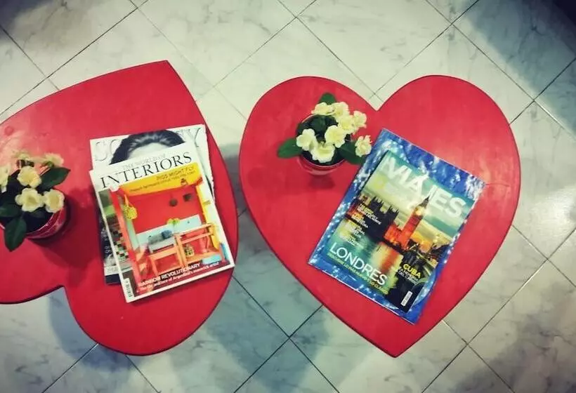 هتل Hostal Berlin