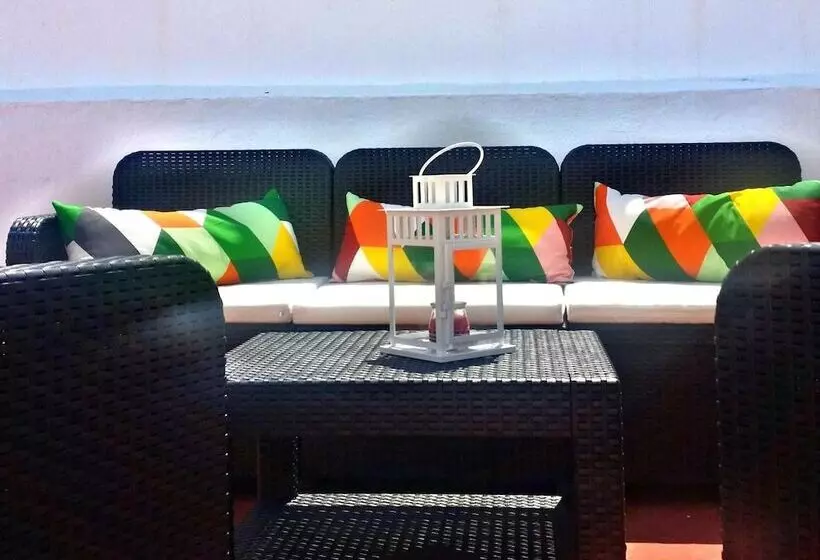 هتل Hostal Berlin