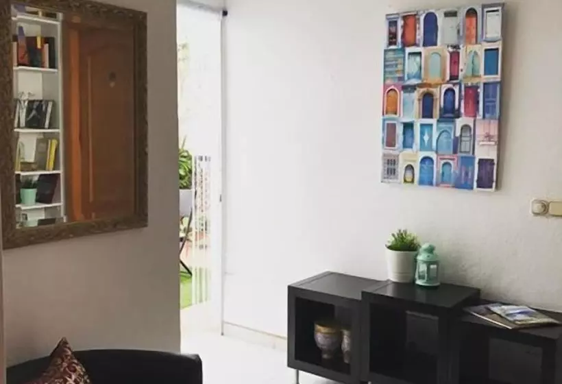 هتل Hostal Berlin