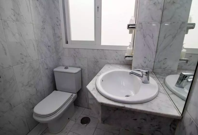 هتل Hostal Berlin