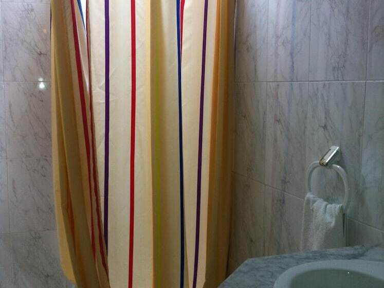 Отель Hostal Berlin