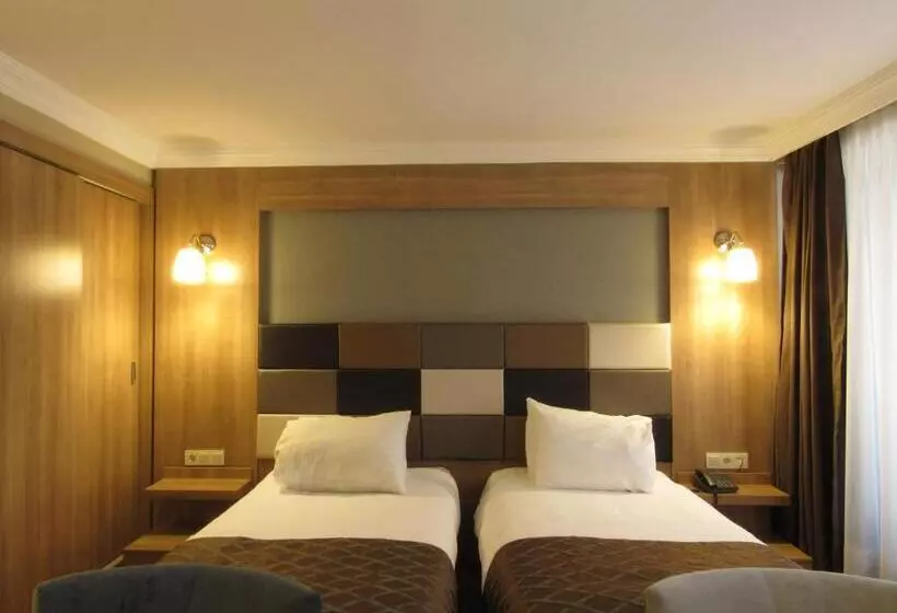 ホテル Kadikoy Park Suites