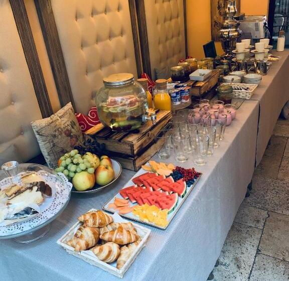 Отель Kolegiacki