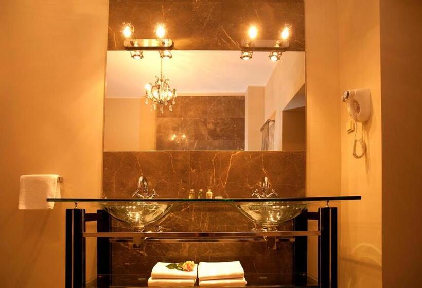 Отель Kolegiacki