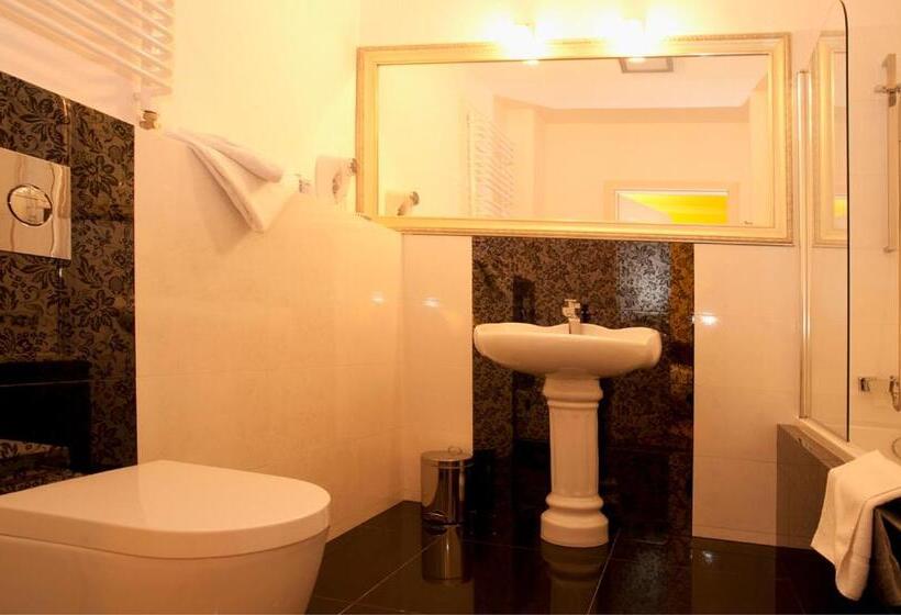 Отель Kolegiacki