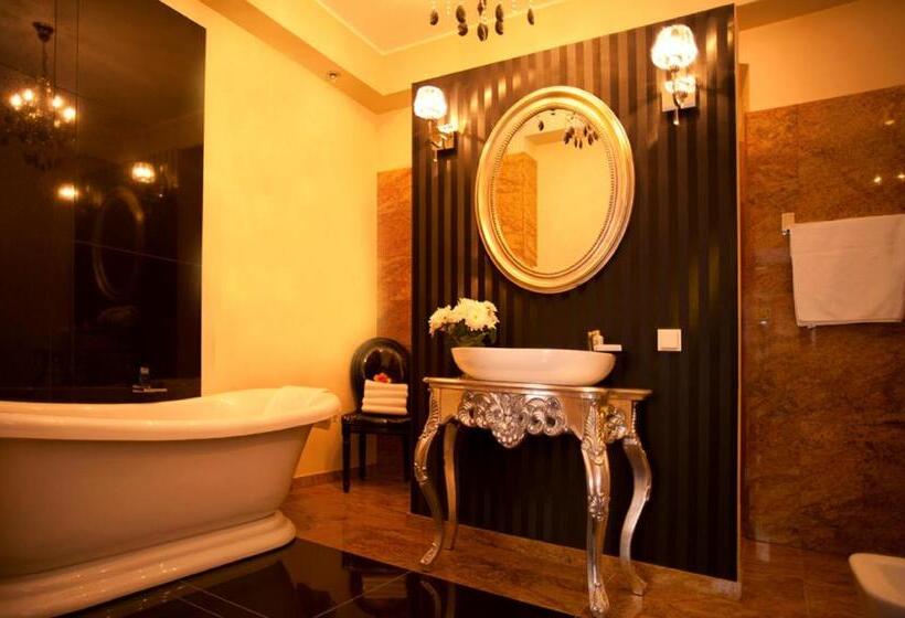 Отель Kolegiacki