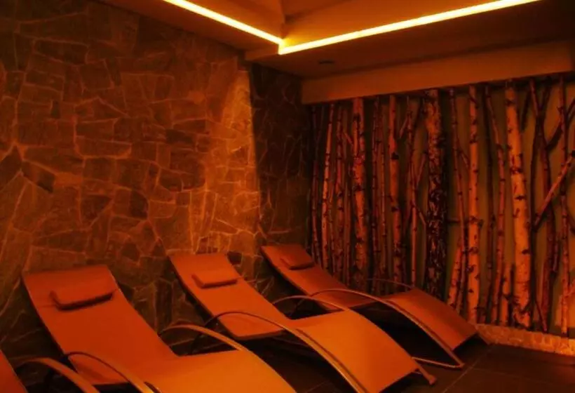 Hotel Montebello Bussines & Spa