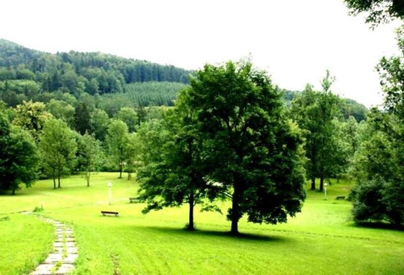 فندق Montebello Bussines & Spa