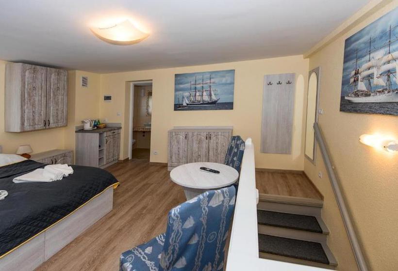 בית מלון כפרי Villa Nautilus