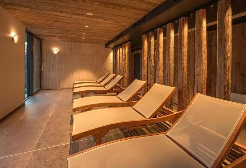 هتل Palace Apartments