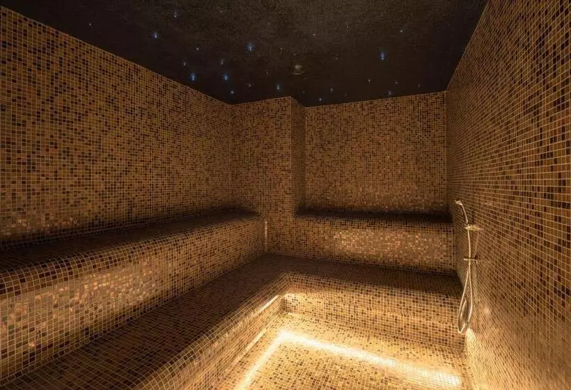 هتل Palace Apartments