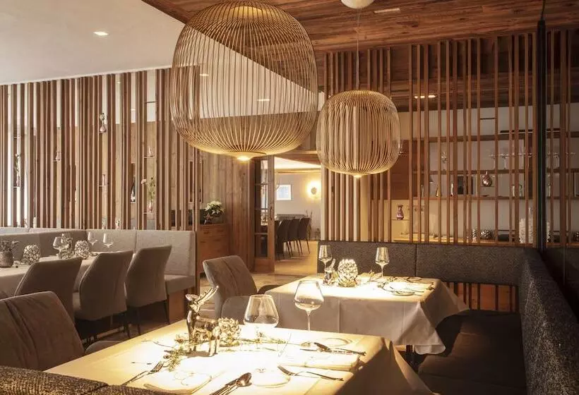 ホテル Rauriserhof