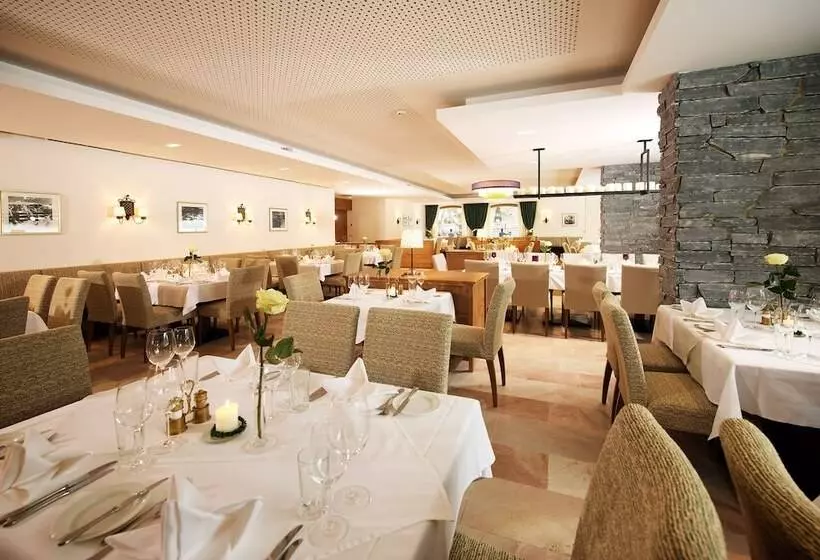 ホテル Rauriserhof