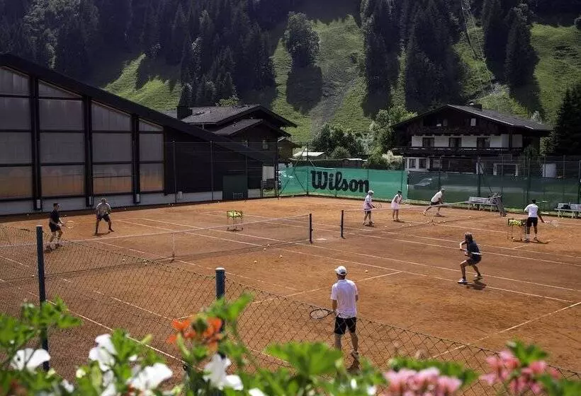 ホテル Rauriserhof