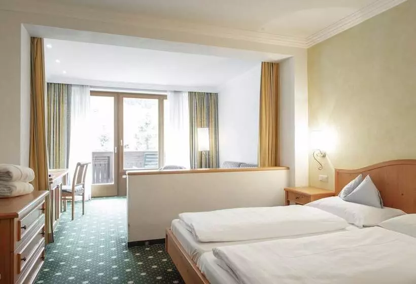 ホテル Rauriserhof