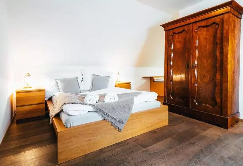 Hotelli Sv. Hubertus