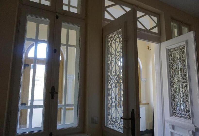 Отель Vila Arizto