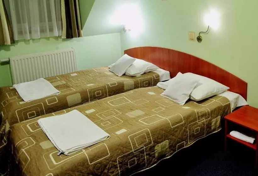 ホテル Złote Dęby