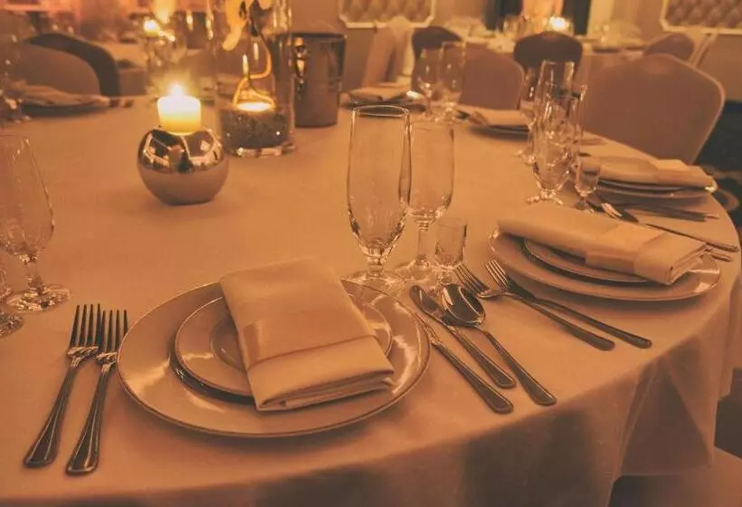 ホテル Złote Dęby