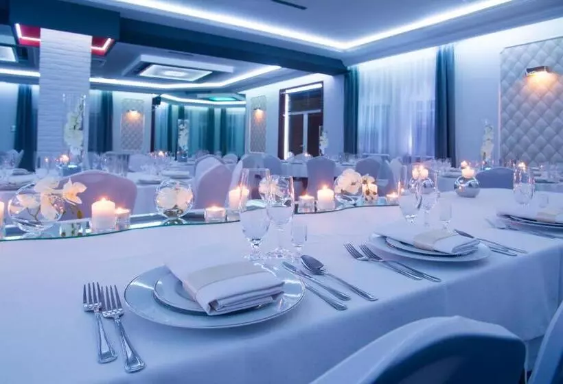 ホテル Złote Dęby