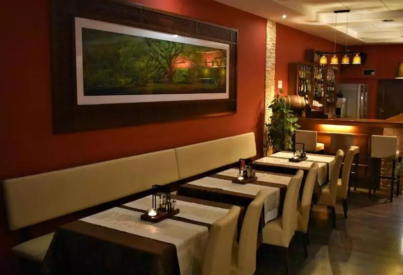 ホテル Złote Dęby