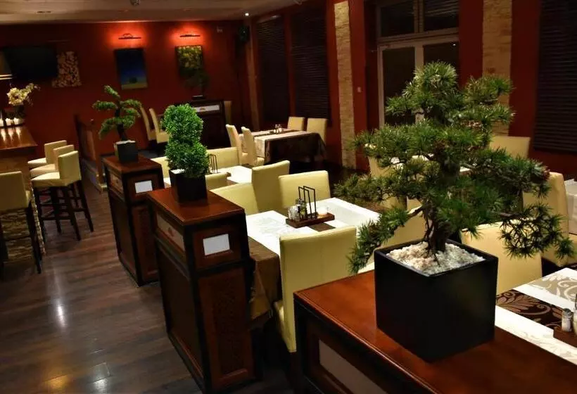 ホテル Złote Dęby